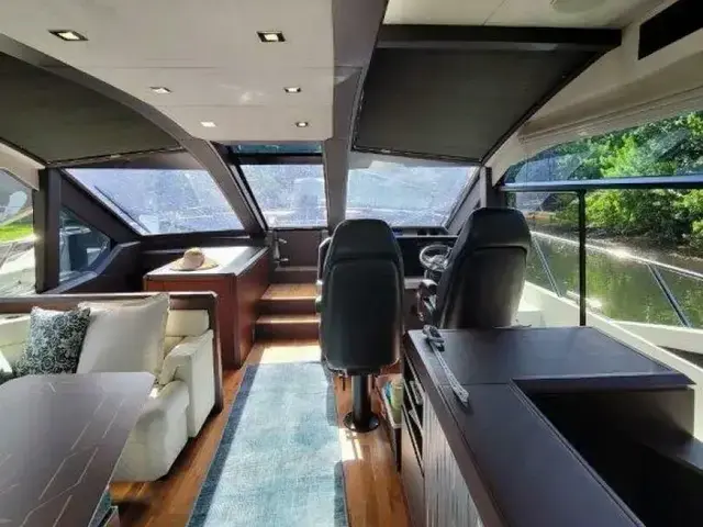 Galeon 640 Fly