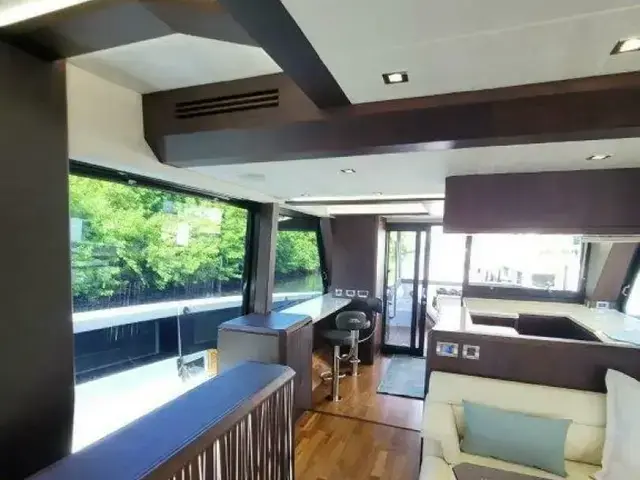 Galeon 640 Fly