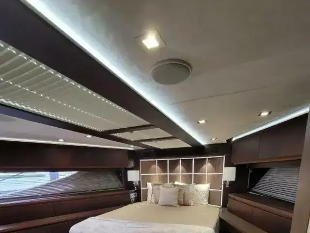 Galeon 640 Fly