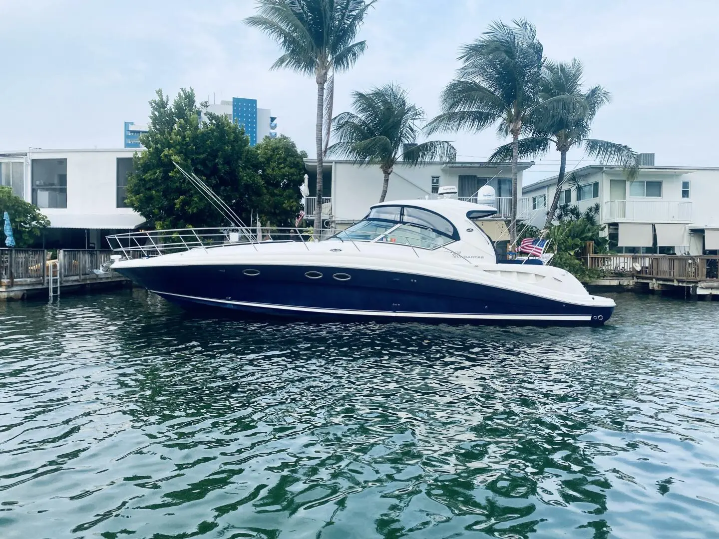 2005 Sea Ray sundancer 420