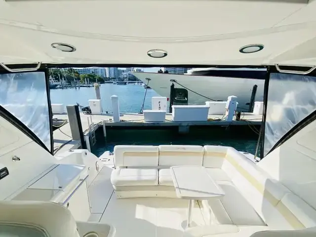 Sea Ray 450 Sundancer