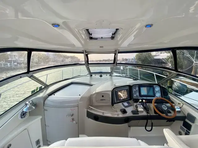 Sea Ray 420 Sundancer