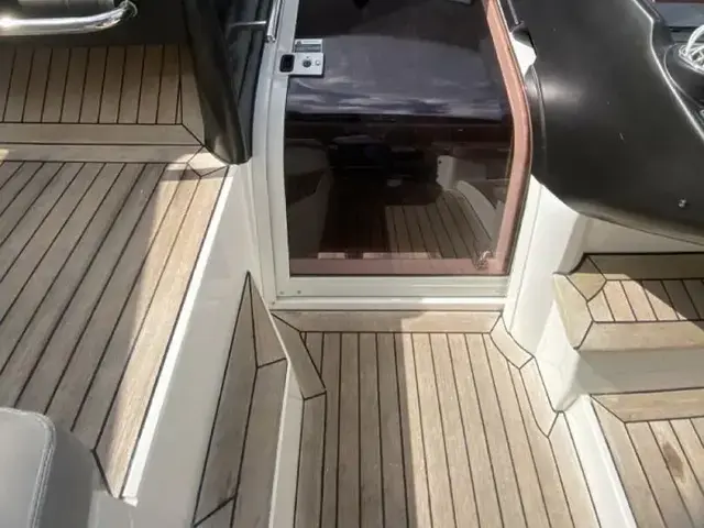 Sunseeker Portofino 48