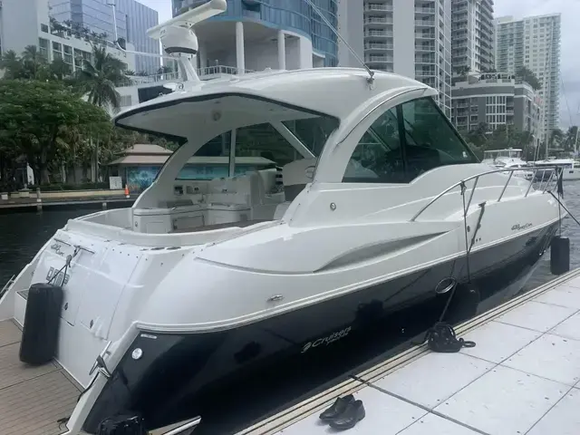 Cruisers Yachts 420 Sport Coupe