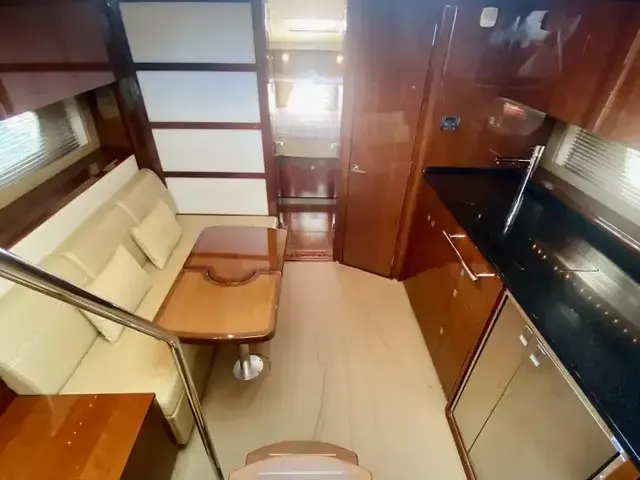 Sea Ray 450 Sundancer