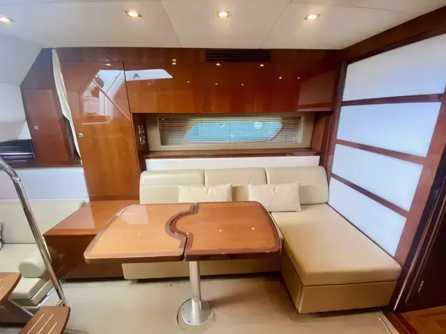 Sea Ray 450 Sundancer