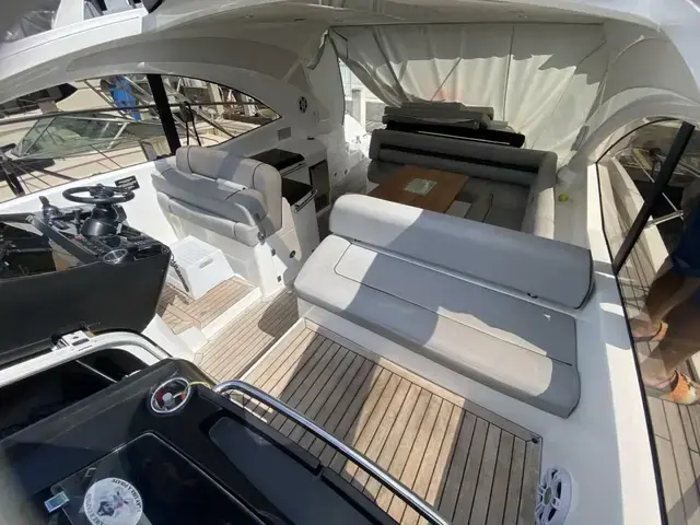 Sunseeker Portofino 48