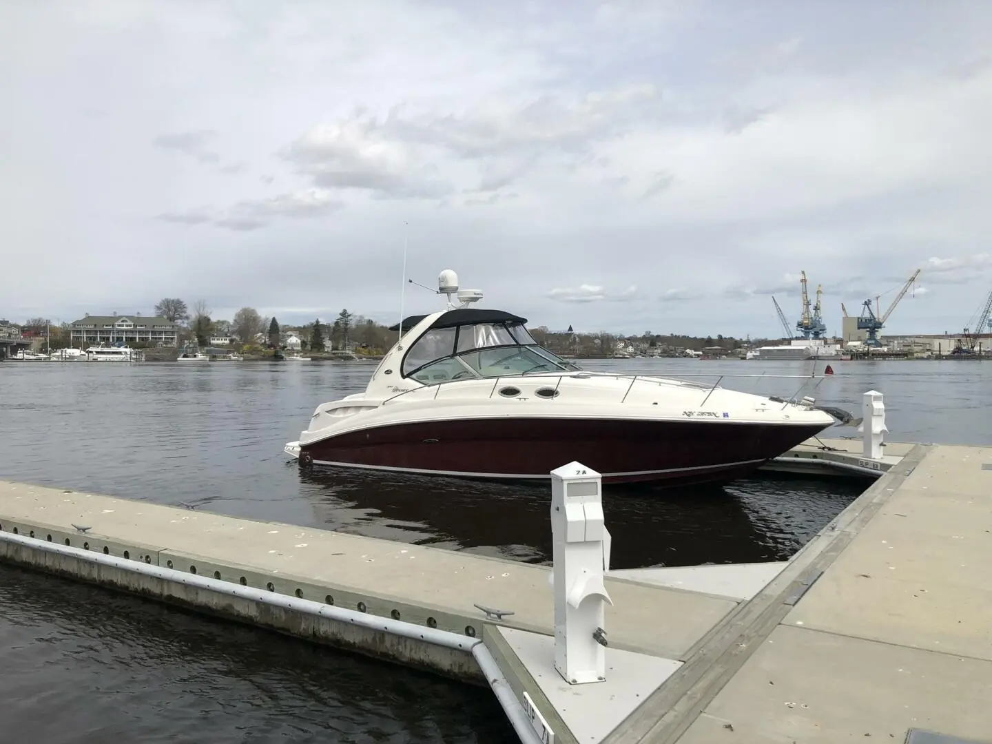 2007 Sea Ray 320 sundancer