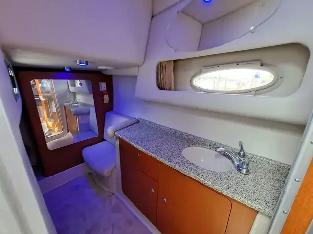 Chaparral 330 Signature