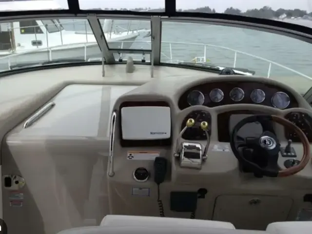 Sea Ray 320 Sundancer