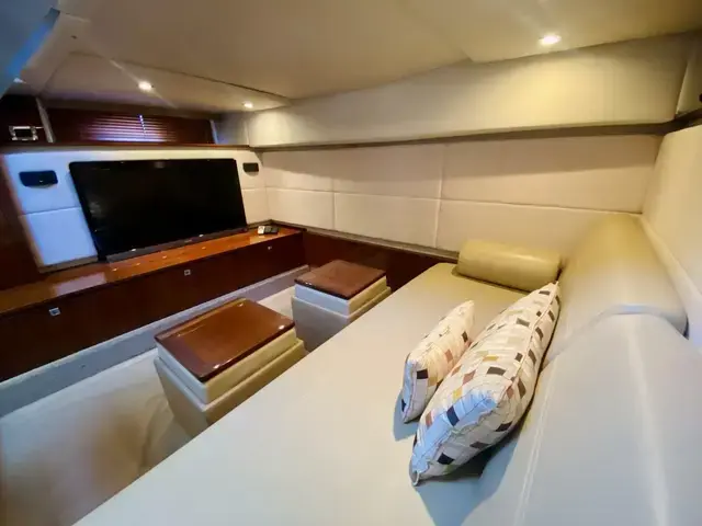 Sea Ray 450 Sundancer