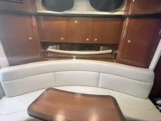 Sea Ray 320 Sundancer