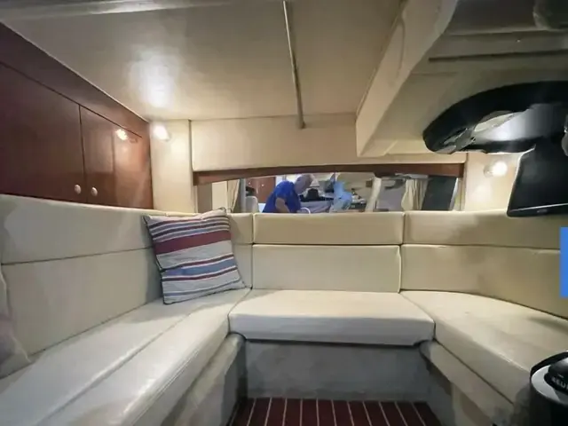 Sea Ray 320 Sundancer