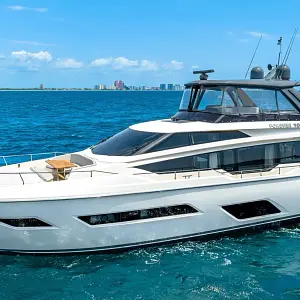 2019 Ferretti Yachts 780