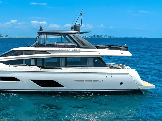 Ferretti Yachts 780