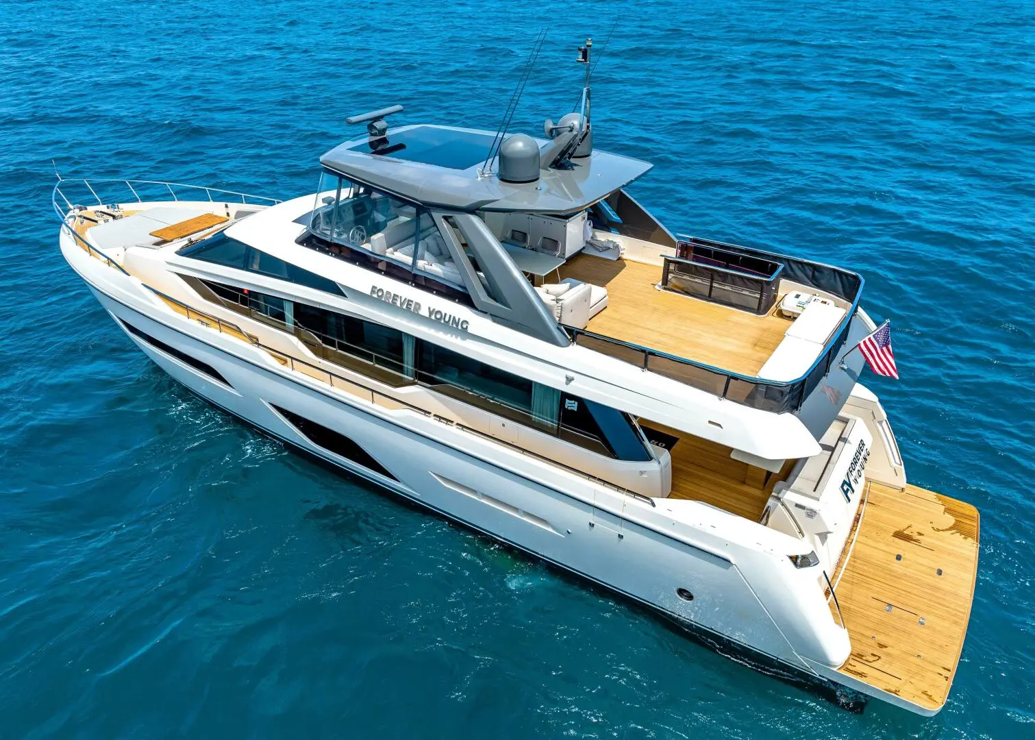 2019 Ferretti 780