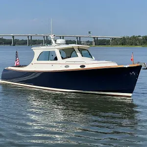 2004 Hinckley 36 Picnic Boat EP