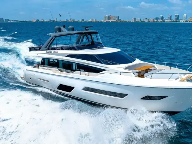 Ferretti Yachts 780