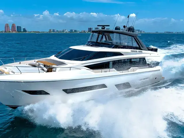 Ferretti Yachts 780