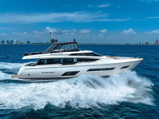 Ferretti Yachts 780