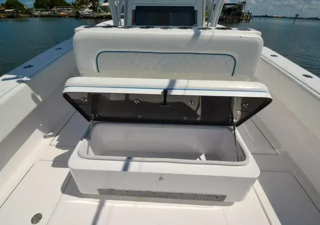 SeaHunter 33 cc