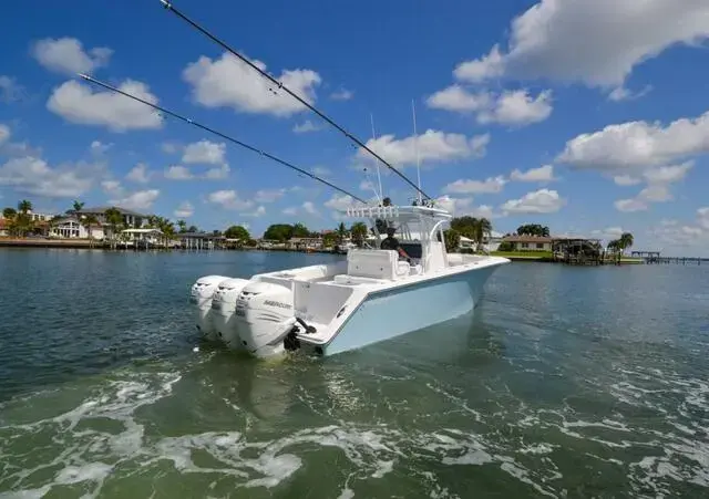 SeaHunter 33 cc