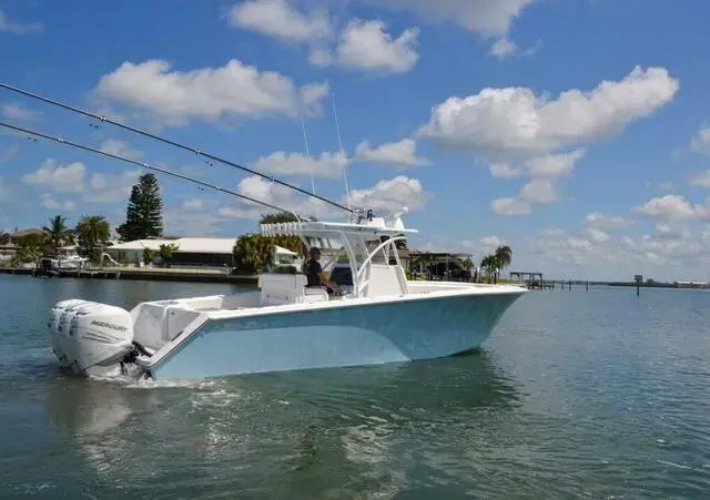 SeaHunter 33 cc