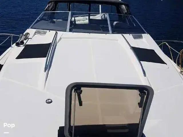 Bayliner Avanti 34