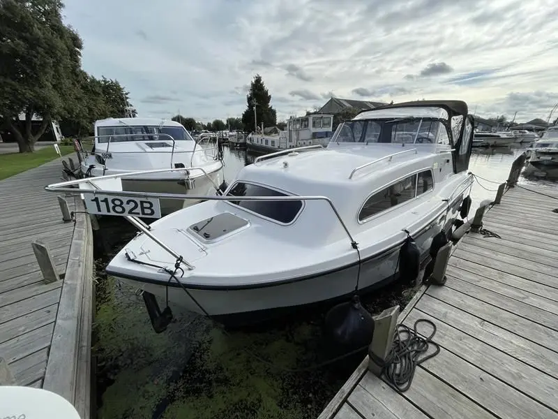 2019 Viking 255