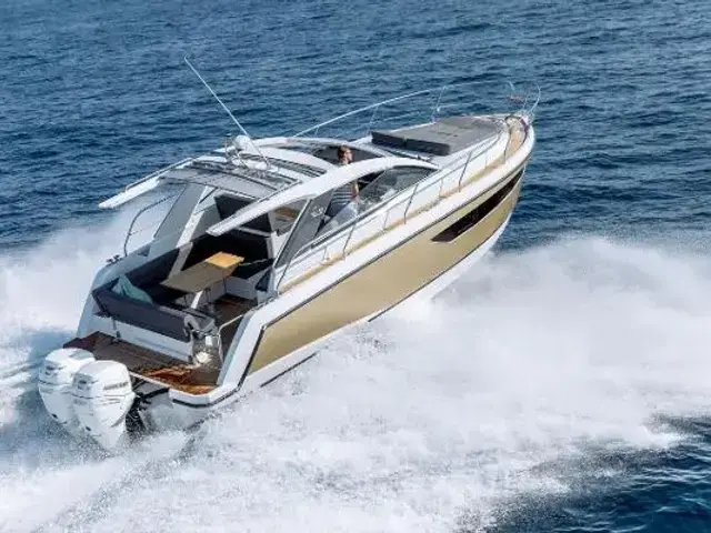 Sealine S335 V