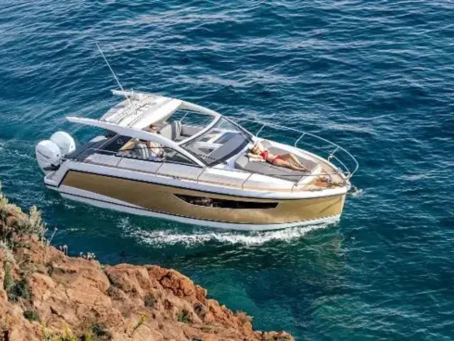 Sealine S335 V