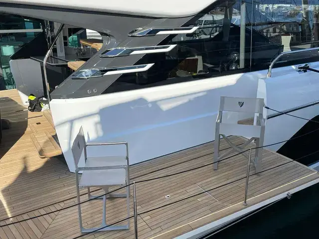 Fairline Squadron 58