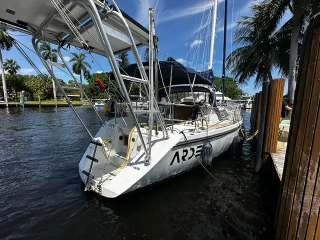 1989 Catalina 42