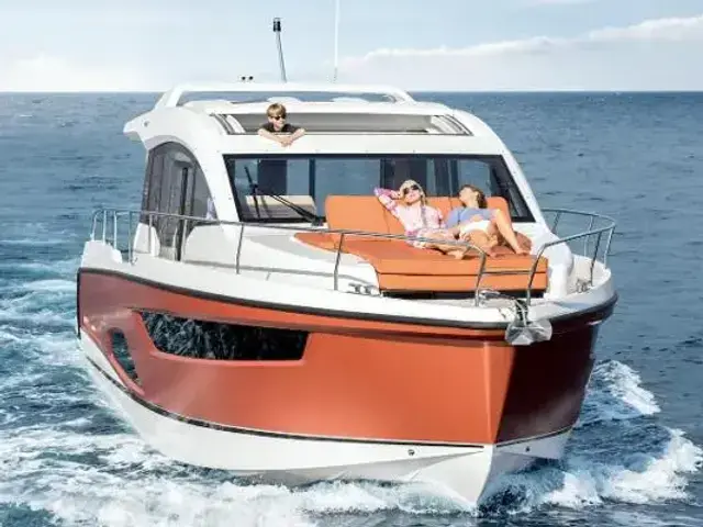 Sealine C 430