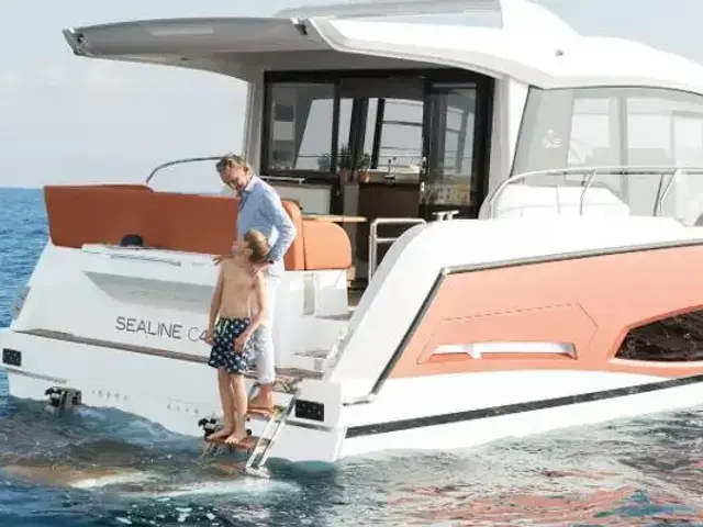 Sealine C 430