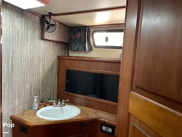 Californian 43 Cockpit Motor Yacht