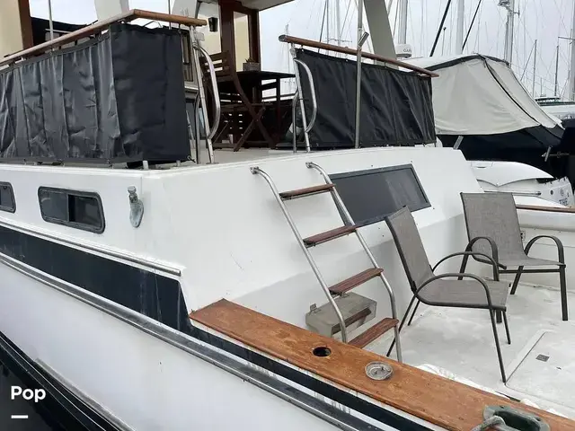 Californian 43 Cockpit Motor Yacht