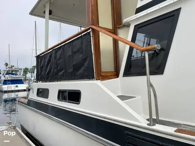 Californian 43 Cockpit Motor Yacht