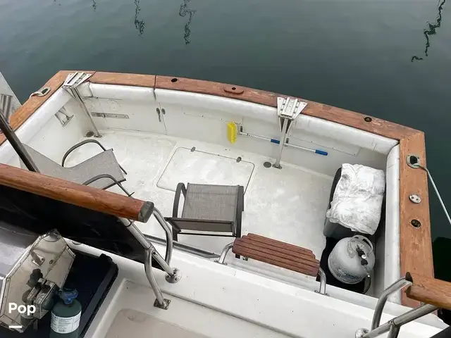 Californian 43 Cockpit Motor Yacht