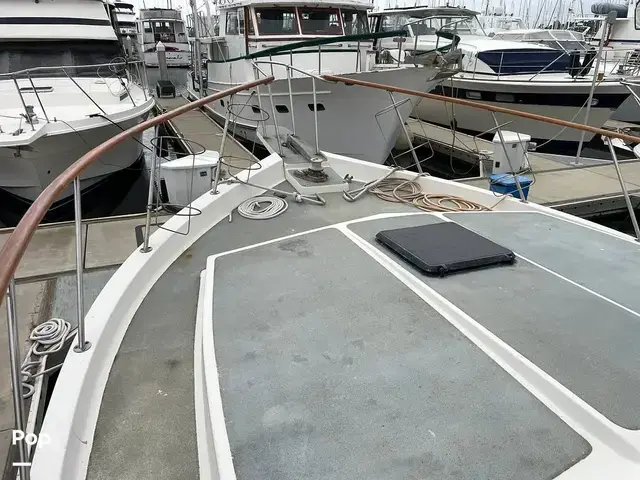 Californian 43 Cockpit Motor Yacht