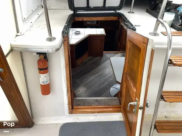 Californian 43 Cockpit Motor Yacht