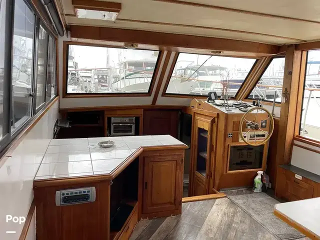 Californian 43 Cockpit Motor Yacht