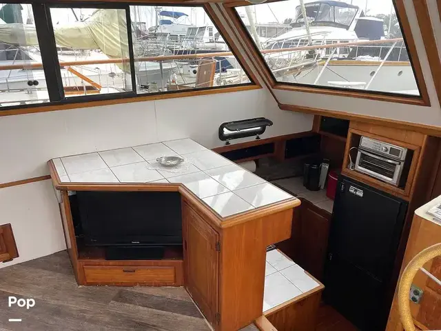 Californian 43 Cockpit Motor Yacht