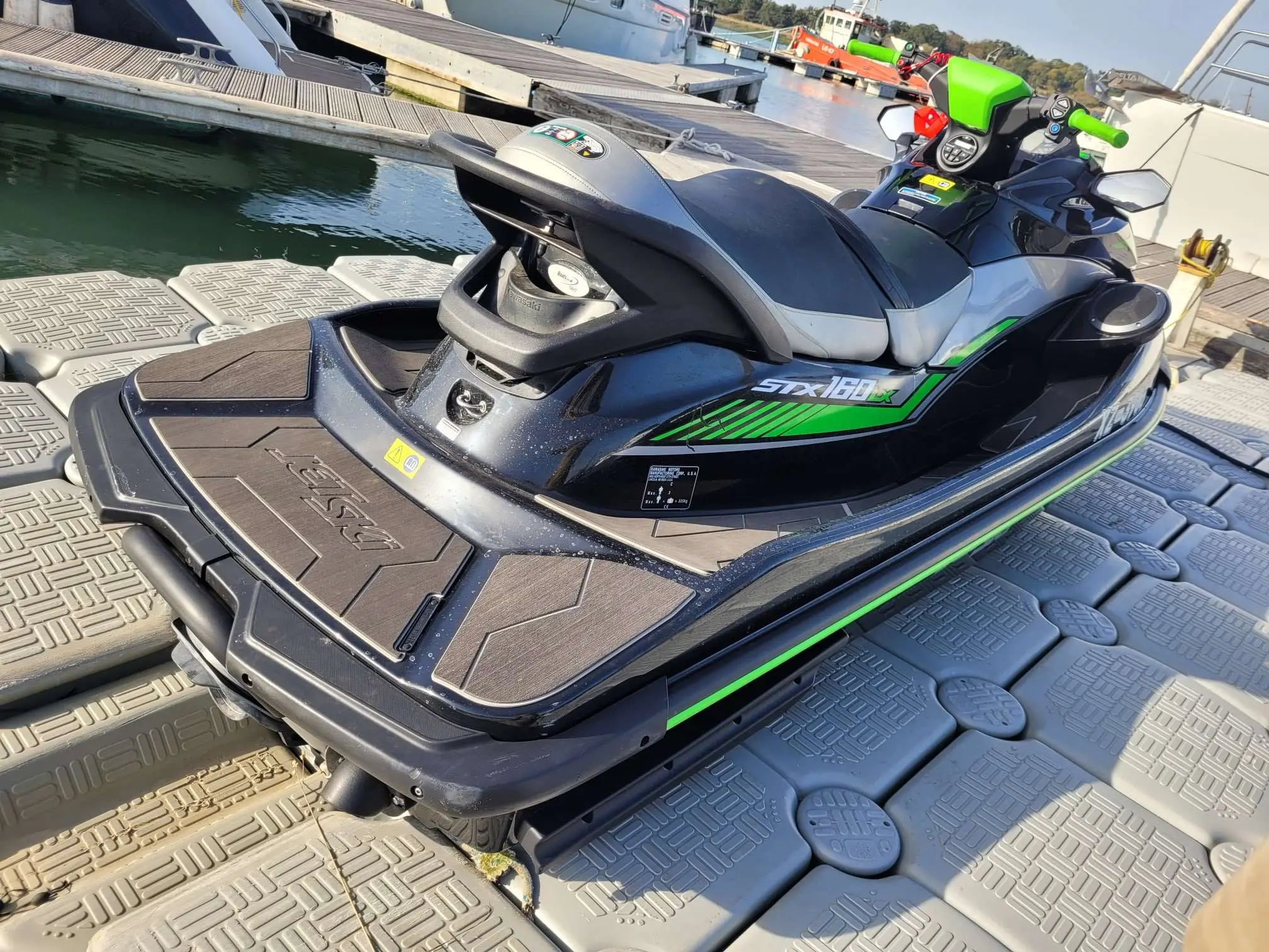 2021 Kawasaki stx 160lx