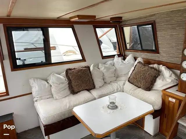 Californian 43 Cockpit Motor Yacht