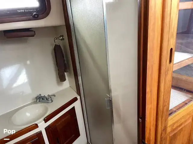 Californian 43 Cockpit Motor Yacht