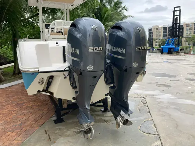 Edgewater boats 245CC