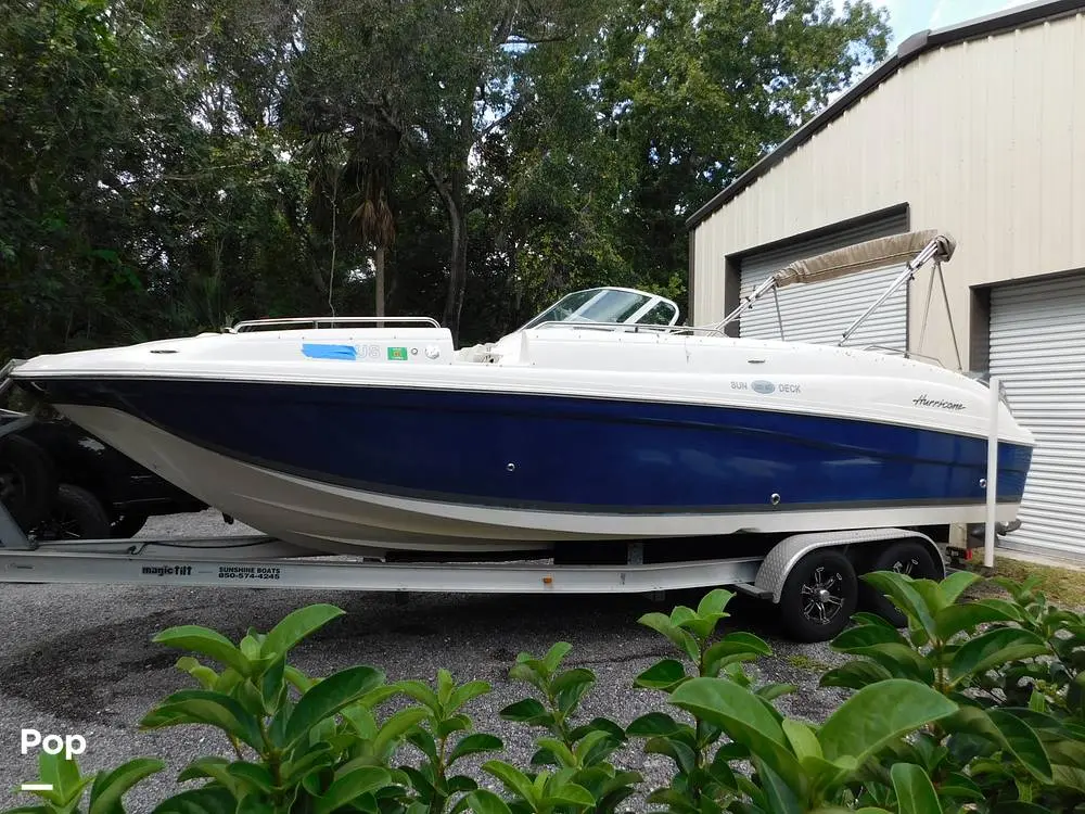 2009 Hurricane 260 sd