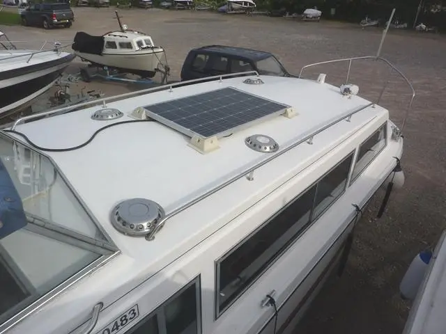 1993 Viking 28