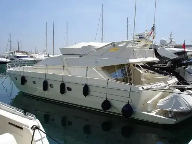 Ferretti Yachts 175